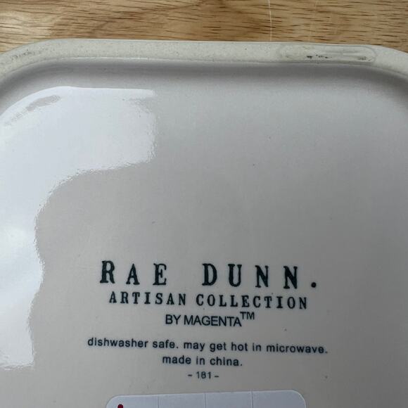 Rae Dunn EAT Cream Ceramic Food Storage Container With Vented Plastic Lid - NWT - Picture 4 of 6